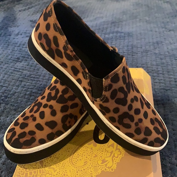 Natural black on black Leo mesh fabric size - Picture 3 of 4